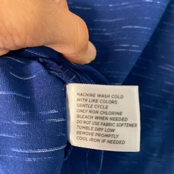 Women's Lady Hagen Blue Quarter Zip Long Sleeve Golf Pull Over Size Small - Picture 12 of 13